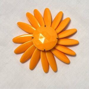 Vintage Orange Flower Brooch Pin moving petals